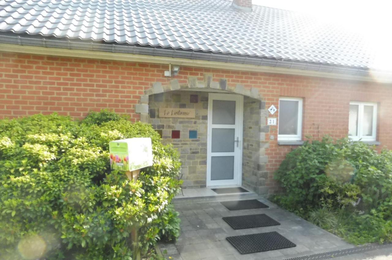 La Lustinoise Bed & Breakfast Exterior photo